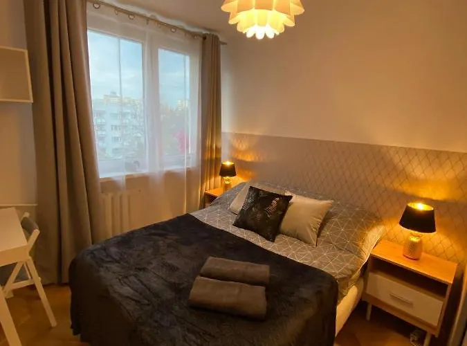 Clicktheflat Mila Center Apart Rooms